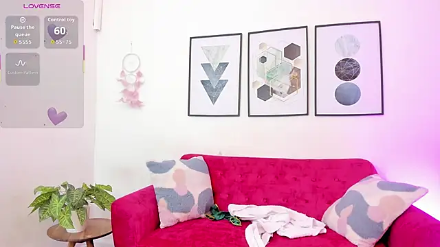 yunna7 online show from November 26, 2025, 11:33 am