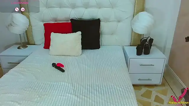 WildScarlet online show from February 20, 2025, 12:47 pm