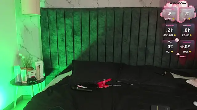  ANGELL DUSTT  online show from October 11, 2025, 2:11 am