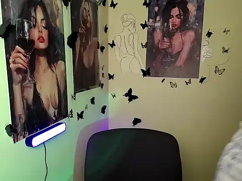 LadyAlice  online show from October 10, 2025, 9:52 am