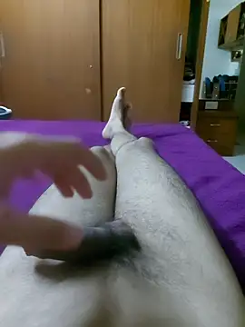 Snapshot of youngcock50 chatting on November 12, 2025, 2:39 pm youngcock50 online show from November 12, 2025, 2:39 pm