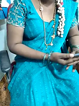 Snapshot of lolida69thamil chatting on November 2, 2025, 6:49 am lolida69thamil online show from November 2, 2025, 6:49 am