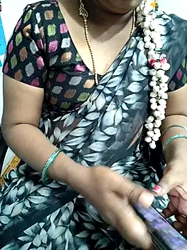 Snapshot of lolida69thamil chatting on November 8, 2025, 5:40 am lolida69thamil online show from November 8, 2025, 5:40 am