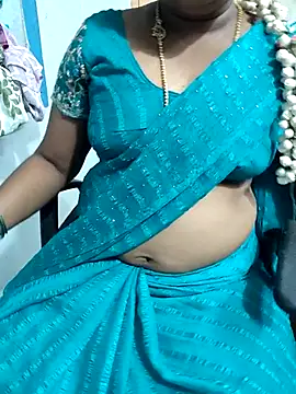 Snapshot of lolida69thamil chatting on November 18, 2025, 2:10 pm lolida69thamil online show from November 18, 2025, 2:10 pm