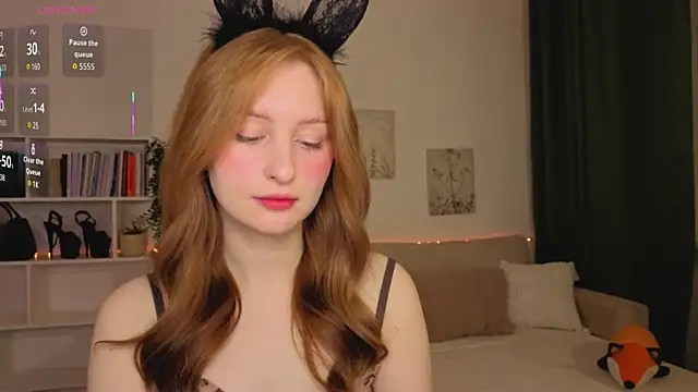 Snapshot of Betty_Twinkle chatting on October 15, 2025, 9:59 pm Betty Twinkle online show from October 15, 2025, 9:59 pm