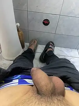 lDarkGreyl online show from October 4, 2025, 8:51 pm