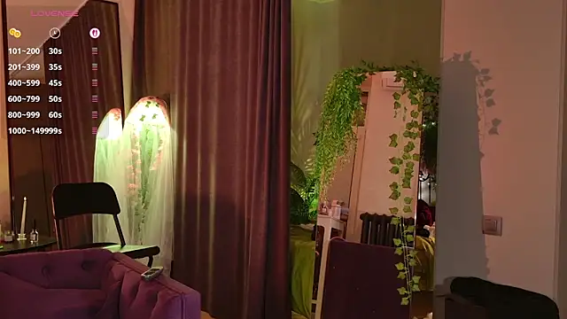 Morvelyn online show from April 3, 2026, 9:13 pm