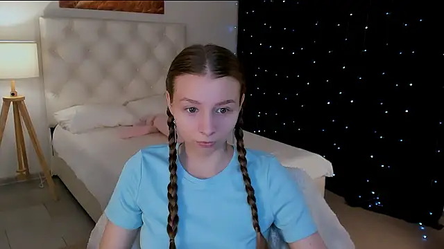 JulieDaniel online show from February 25, 2026, 8:13 am