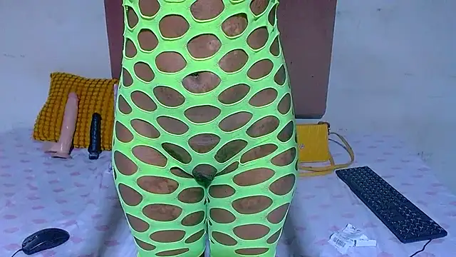 SexyChantyBabe25 online show from April 4, 2026, 12:42 am