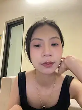 Snapshot of Lil-Gi chatting on September 29, 2025, 2:44 pm Lil-Gi online show from September 29, 2025, 2:44 pm