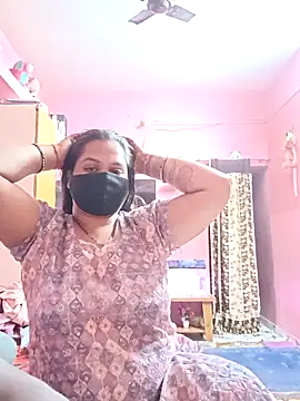 biggbobbsgirl online show from February 5, 2026, 6:23 pm