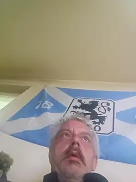 Snapshot of Fonse1860 chatting on September 29, 2025, 7:24 am Fonse1860 online show from September 29, 2025, 7:24 am