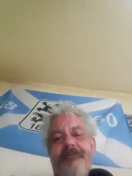 Snapshot of Fonse1860 chatting on October 6, 2025, 7:06 am Fonse1860 online show from October 6, 2025, 7:06 am