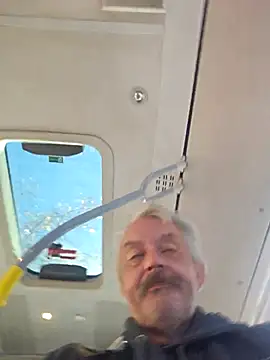 Snapshot of Fonse1860 chatting on October 24, 2025, 8:33 am Fonse1860 online show from October 24, 2025, 8:33 am