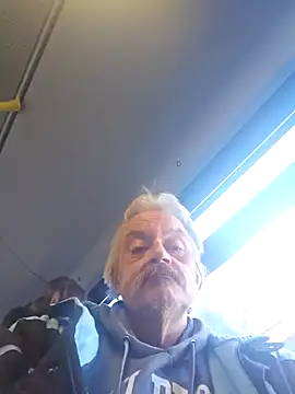 Fonse1860 online show from December 19, 2025, 9:27 am