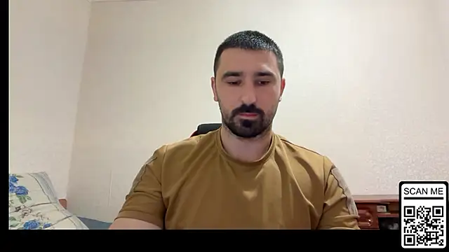 Snapshot of Hard_to_Obey chatting on June 14, 2026, 12:29 pm Hard to Obey online show from June 14, 2026, 12:29 pm