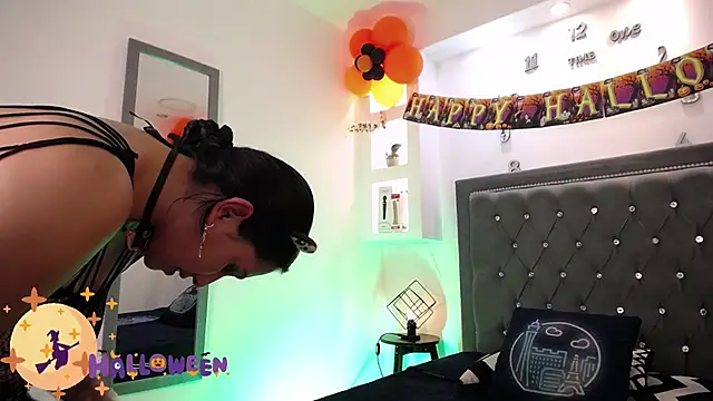 MelissaRhodes online show from October 29, 2025, 8:54 pm