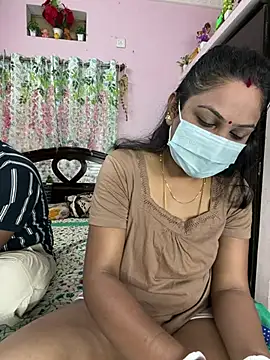 Lovlycouple1 online show from February 5, 2026, 3:33 am