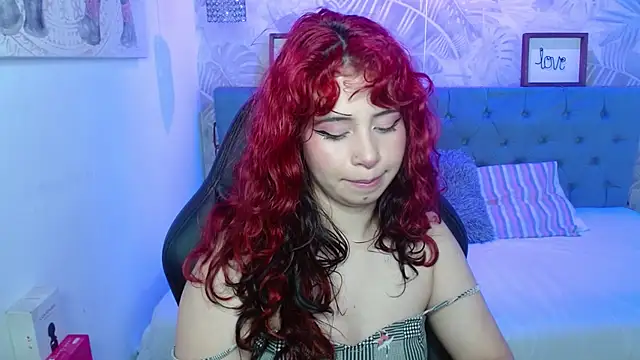 Lily tk online show from November 13, 2025, 3:16 am