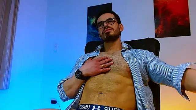 Axel Lover online show from March 24, 2026, 11:10 pm