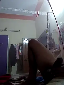 Samlevis7052 online show from March 10, 2026, 4:06 am