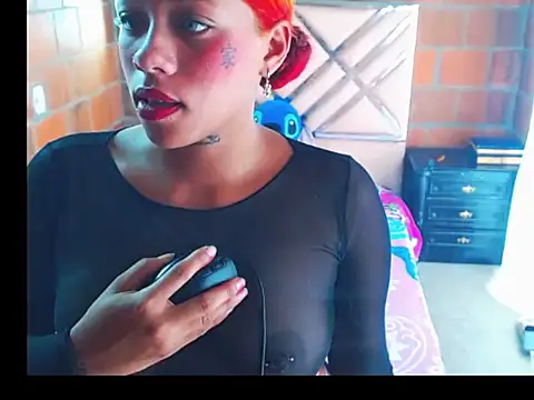 Snapshot of brytany_squirrt chatting on October 3, 2025, 2:14 pm brytany squirrt online show from October 3, 2025, 2:14 pm