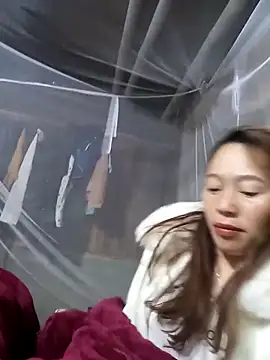 Bianly online show from November 21, 2025, 10:52 pm