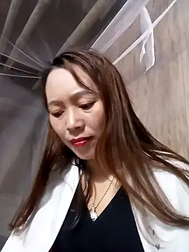 Bianly online show from November 25, 2025, 1:16 am