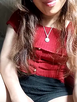 Bianly online show from April 22, 2026, 6:27 am