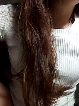 Bianly online show from April 22, 2026, 10:11 pm