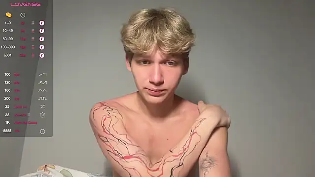 Snapshot of walter_cute chatting on February 20, 2026, 9:48 pm walter cute online show from February 20, 2026, 9:48 pm