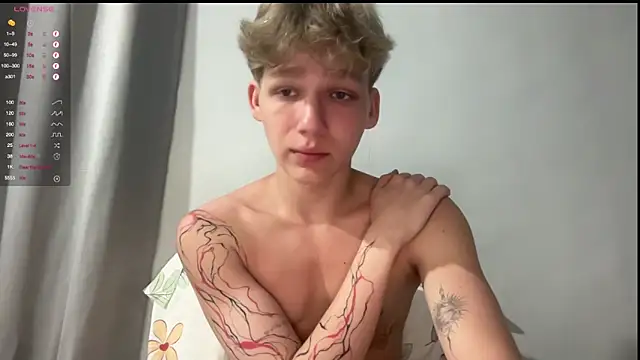 Snapshot of walter_cute chatting on February 28, 2026, 6:53 pm walter cute online show from February 28, 2026, 6:53 pm