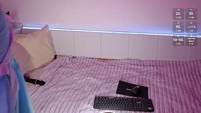 whitekittenenergy online show from November 29, 2025, 5:38 pm