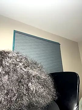 WomanNextdoor1 online show from December 14, 2025, 1:00 am