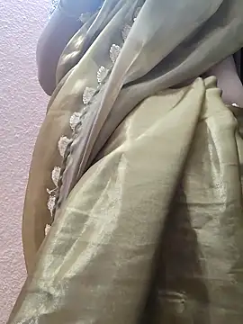 Snapshot of Hot-rima chatting on February 4, 2026, 2:28 am Hot-rima online show from February 4, 2026, 2:28 am