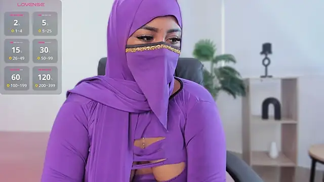 Snapshot of yasmin_elite chatting on October 12, 2025, 11:20 am yasmin elite online show from October 12, 2025, 11:20 am