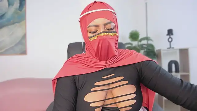 Snapshot of yasmin_elite chatting on October 16, 2025, 9:43 am yasmin elite online show from October 16, 2025, 9:43 am