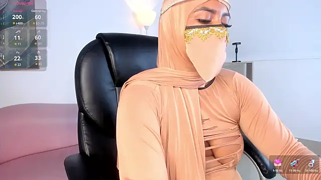 Snapshot of yasmin_elite chatting on October 24, 2025, 9:38 am yasmin elite online show from October 24, 2025, 9:38 am