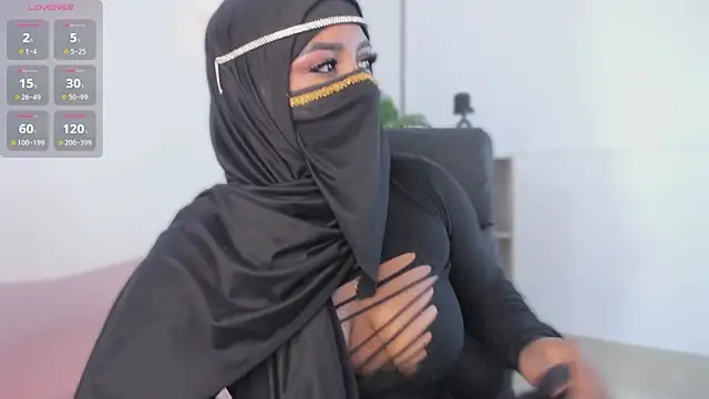 Snapshot of yasmin_elite chatting on October 29, 2025, 9:22 am yasmin elite online show from October 29, 2025, 9:22 am