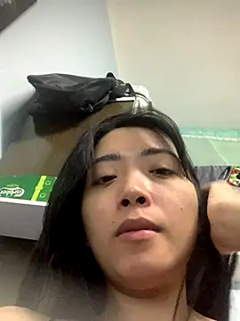 Snapshot of Minee1202 chatting on October 6, 2025, 12:41 am Minee1202 online show from October 6, 2025, 12:41 am