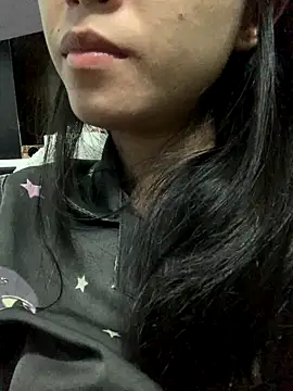 Snapshot of Minee1202 chatting on October 9, 2025, 4:38 pm Minee1202 online show from October 9, 2025, 4:38 pm