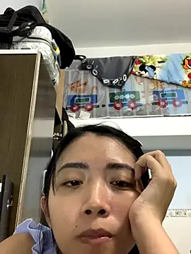 Snapshot of Minee1202 chatting on October 12, 2025, 9:52 am Minee1202 online show from October 12, 2025, 9:52 am