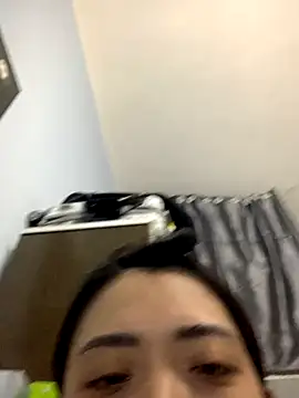 Snapshot of Minee1202 chatting on October 20, 2025, 6:47 am Minee1202 online show from October 20, 2025, 6:47 am