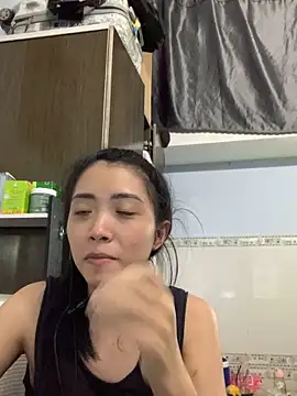 Snapshot of Minee1202 chatting on October 26, 2025, 6:08 am Minee1202 online show from October 26, 2025, 6:08 am