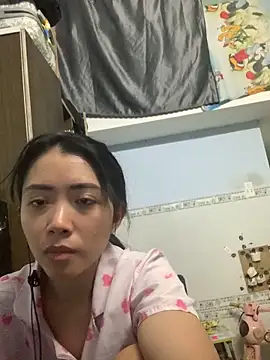 Snapshot of Minee1202 chatting on November 3, 2025, 12:46 am Minee1202 online show from November 3, 2025, 12:46 am