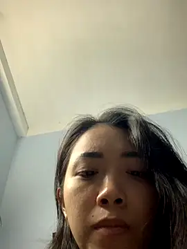 Snapshot of Minee1202 chatting on November 3, 2025, 4:19 pm Minee1202 online show from November 3, 2025, 4:19 pm