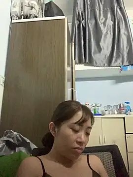 Snapshot of Minee1202 chatting on February 4, 2026, 4:40 am Minee1202 online show from February 4, 2026, 4:40 am