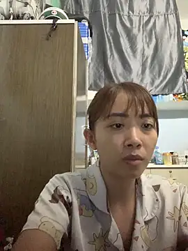 Snapshot of Minee1202 chatting on February 11, 2026, 12:48 am Minee1202 online show from February 11, 2026, 12:48 am