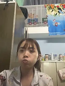 Snapshot of Minee1202 chatting on February 14, 2026, 6:21 am Minee1202 online show from February 14, 2026, 6:21 am