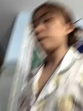 Snapshot of Minee1202 chatting on March 9, 2026, 10:19 am Minee1202 online show from March 9, 2026, 10:19 am